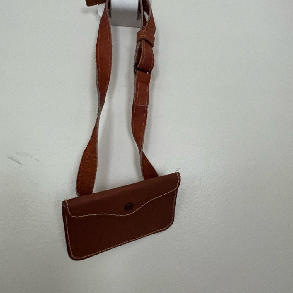 Brown Leather Crossbody Pouch - Unbranded